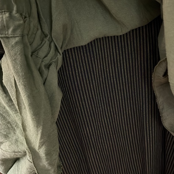 Avatar olive green long dress with black/ dark green underlay. Size S/M NWT - Picture 13 of 15